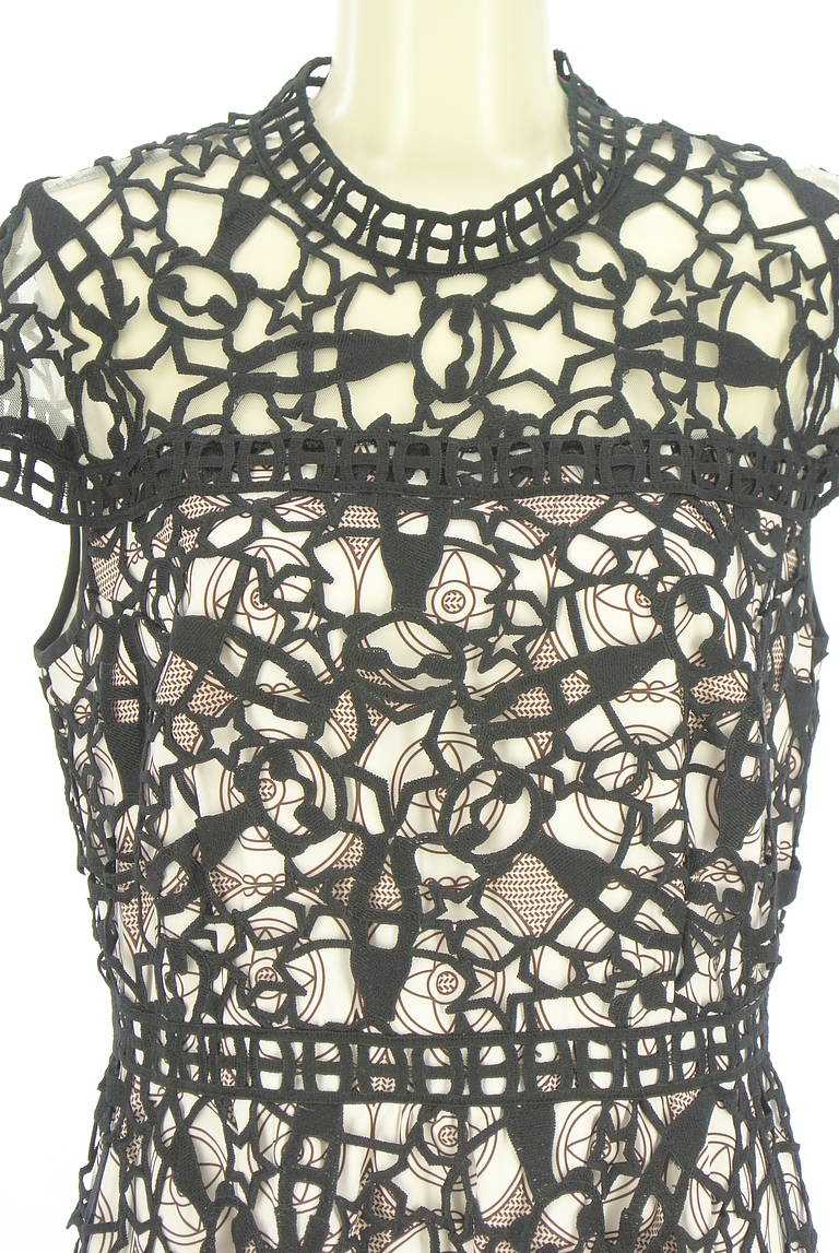 VIVIENNE TAM（ヴィヴィアンタム）の古着「商品番号：PR10339301」-大画像4