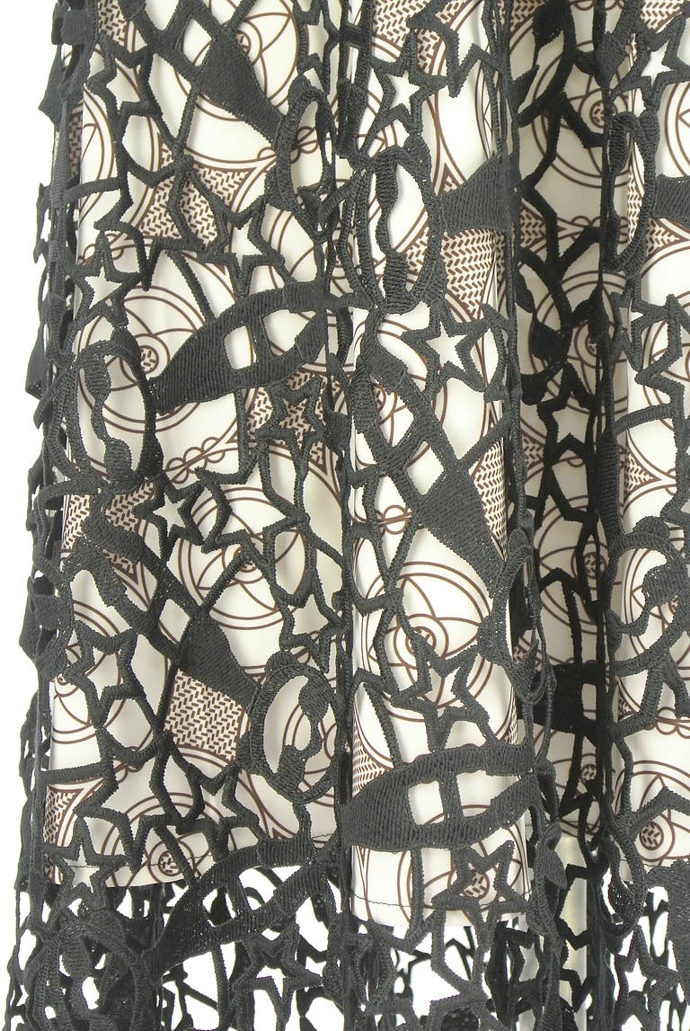 VIVIENNE TAM（ヴィヴィアンタム）の古着「商品番号：PR10339301」-大画像5