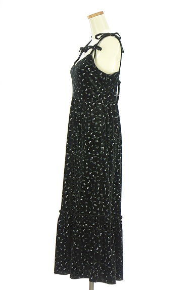 merry jenny（メリージェニー）の古着「小花柄ベロアロングキャミワンピース（キャミワンピース）」大画像３へ