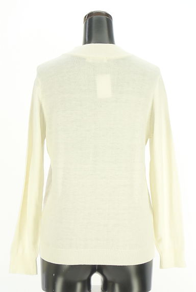 earth music&ecology（アースミュージック＆エコロジー）の古着「パール＆ラインストーン付きハイネックニットトップス（ニット）」大画像２へ