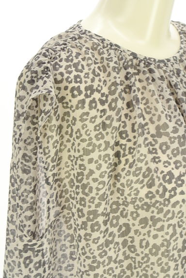 NOLLEY'S（ノーリーズ）の古着「レオパード柄ワイドシアーブラウス（カットソー・プルオーバー）」大画像４へ