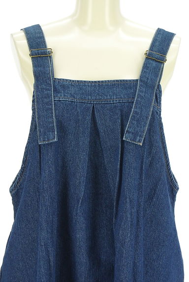 クリックで大画像表示 Samansa Mos2(サマンサモスモス)の古着「Aラインボリュームデニムジャンスカ(キャミワンピース)」大画像4へ