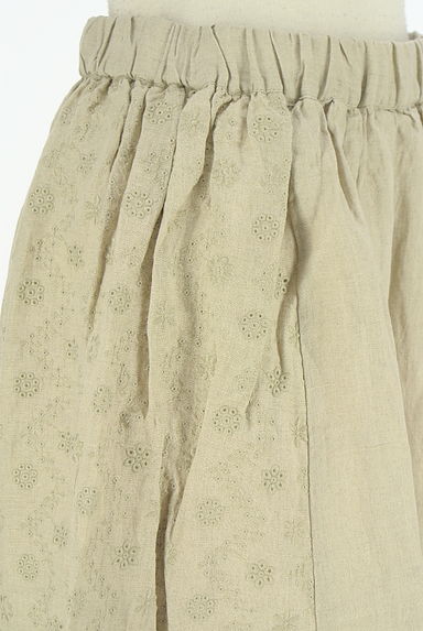 クリックで大画像表示 Samansa Mos2(サマンサモスモス)の古着「kazumiコラボ刺繍レース切替ロングスカート(ロングスカート・マキシスカート)」大画像4へ