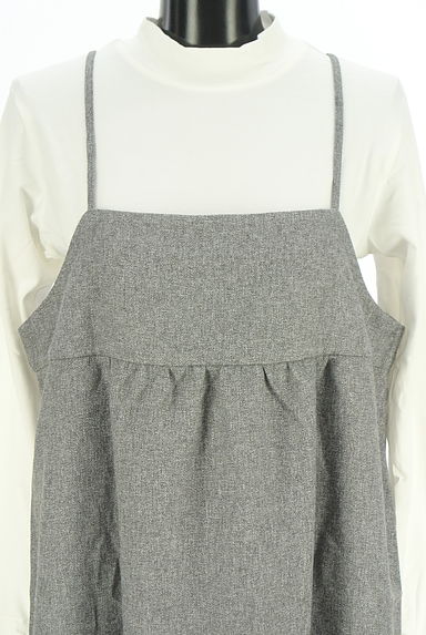 Samansa Mos2（サマンサモスモス）の古着「ハイネックカットソー＋ロングキャミワンピ（ツーピース（ジャケット＋ワンピース））」大画像４へ