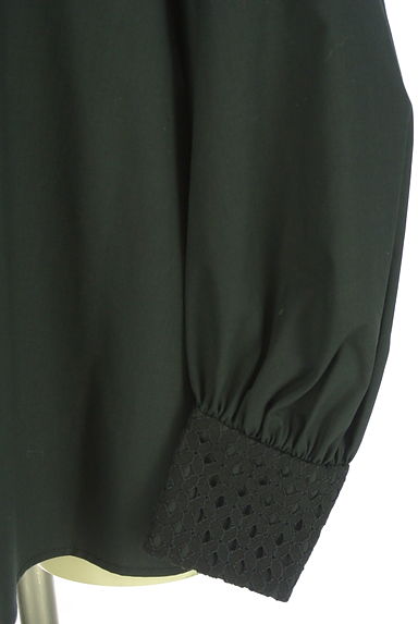 クリックで大画像表示 PLST(プラステ)の古着「レースバンドカラーフレアブラウス(カットソー・プルオーバー)」大画像5へ