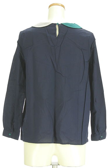 POU DOU DOU（プードゥドゥ）の古着「花びら襟ブラウス（カットソー・プルオーバー）」大画像２へ