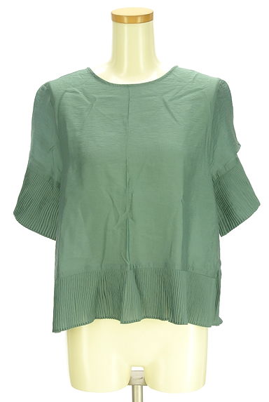 KBF（ケービーエフ）の古着「プリーツブラウス（カットソー・プルオーバー）」大画像１へ