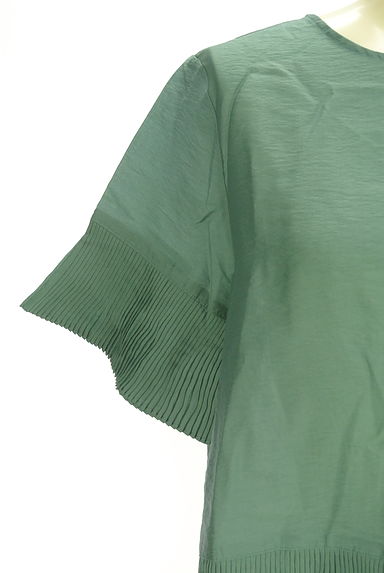 KBF（ケービーエフ）の古着「プリーツブラウス（カットソー・プルオーバー）」大画像４へ