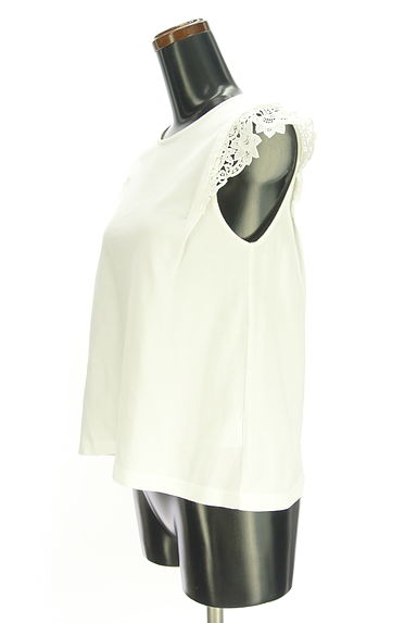 クリックで大画像表示 LAISSE PASSE(レッセパッセ)の古着「刺繍レース肩フリルカットソー(カットソー・プルオーバー)」大画像3へ