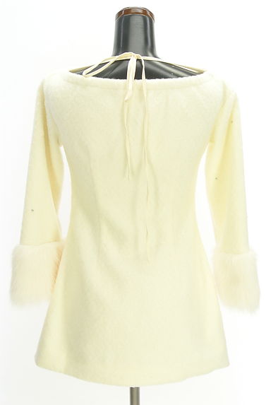 M me eme（エムミーエメ）の古着「ファー付きミニワンピース（ワンピース・チュニック）」大画像２へ