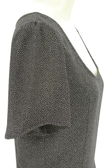 TODAYFUL（トゥデイフル）の古着「半そでドット柄シフォンワンピース（ワンピース・チュニック）」大画像４へ