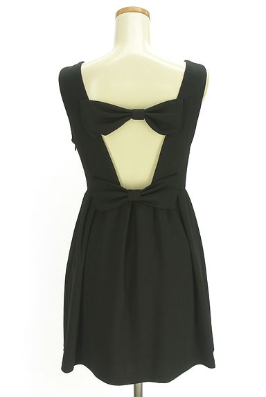 クリックで大画像表示 MERCURYDUO(マーキュリーデュオ)の古着「バックリボンキャミワンピース(キャミワンピース)」大画像2へ