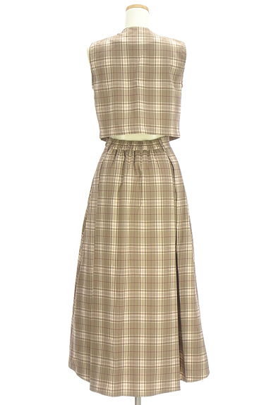 REDYAZEL（レディアゼル）の古着「チェック柄ベスト×ロングスカート セットアップ（セットアップ（ジャケット＋スカート））」大画像２へ