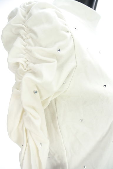 クリックで大画像表示 REDYAZEL(レディアゼル)の古着「ハートスタッズ付きハイネックカットソー(カットソー・プルオーバー)」大画像5へ