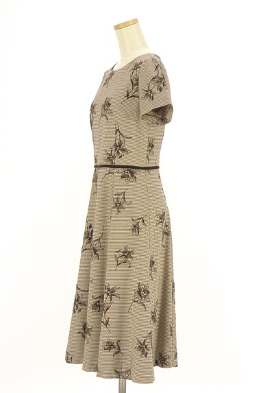 クリックで大画像表示 LAISSE PASSE(レッセパッセ)の古着「花柄フロッキーワンピース(ワンピース・チュニック)」大画像3へ