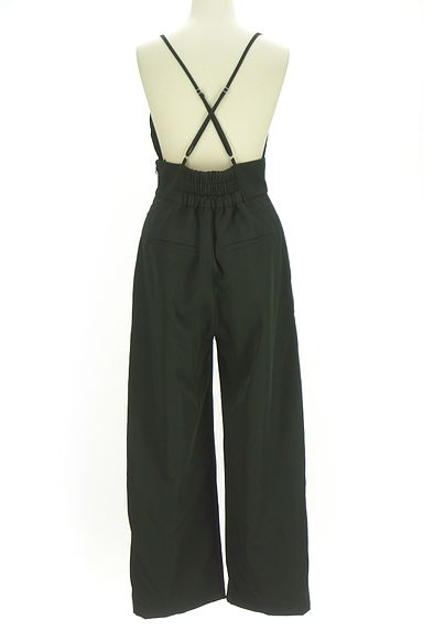 クリックで大画像表示 SENSE OF PLACE by URBAN RESEARCH(センスオブプレイス)の古着「バッククロスサロペットパンツ(オーバーオール・サロペット)」大画像2へ