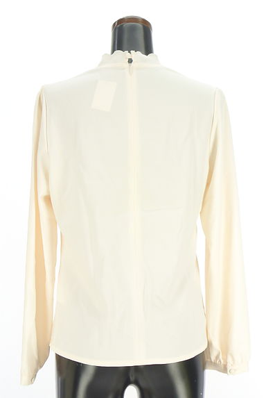 F i.n.t（フィント）トップス買取実績の後画像