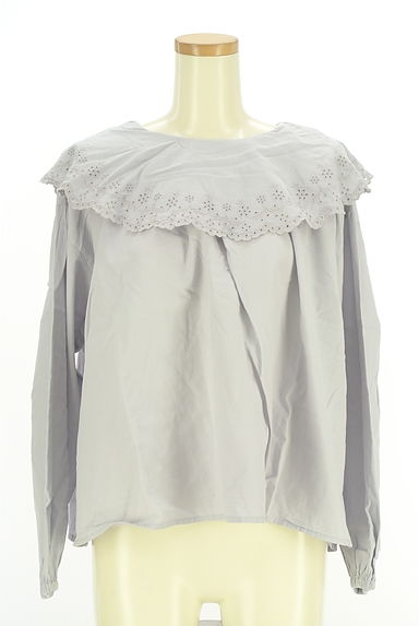 クリックで大画像表示 Samansa Mos2(サマンサモスモス)の古着「刺繍スカラップカラーブラウス(カットソー・プルオーバー)」大画像1へ