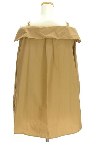 クリックで大画像表示 NANO universe(ナノユニバース)の古着「肩紐付きオフショルシャツ(カットソー・プルオーバー)」大画像2へ