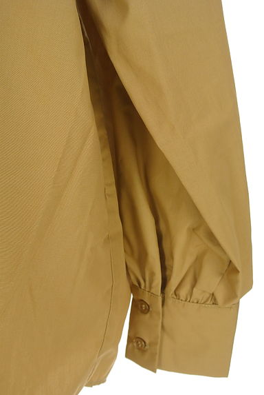 クリックで大画像表示 NANO universe(ナノユニバース)の古着「肩紐付きオフショルシャツ(カットソー・プルオーバー)」大画像5へ