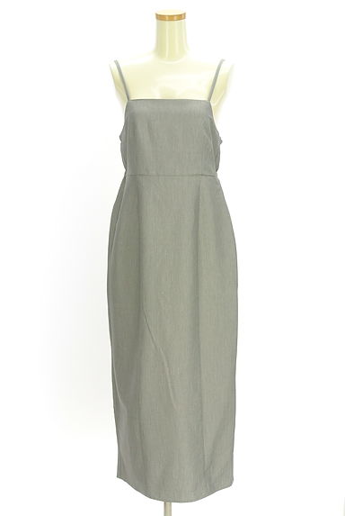 クリックで大画像表示 earth music&ecology(アースミュージック&エコロジー)の古着「クロップドベスト+ロングキャミワンピ(ツーピース(ジャケット+ワンピース))」大画像4へ