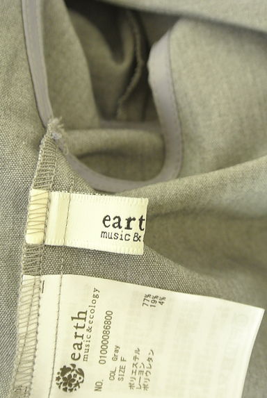 クリックで大画像表示 earth music&ecology(アースミュージック&エコロジー)の古着「クロップドベスト+ロングキャミワンピ(ツーピース(ジャケット+ワンピース))」大画像6へ