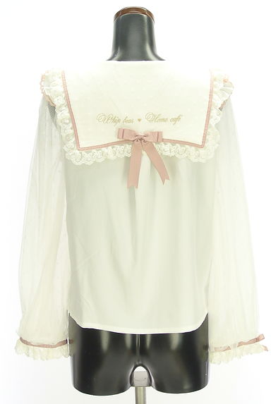 クリックで大画像表示 LIZ LISA(リズリサ)の古着「リボンブローチ付きセーラー襟ブラウス(カットソー・プルオーバー)」大画像2へ