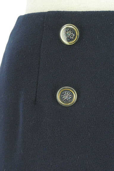 PROPORTION BODY DRESSING（プロポーションボディドレッシング）の古着「飾りボタン付き膝上起毛タイトスカート（スカート）」大画像４へ