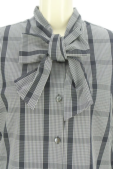 クリックで大画像表示 la.f...(ラエフ)の古着「ボウタイチェックシャツチュニック(ブラウス)」大画像4へ