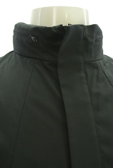 クリックで大画像表示 PLST(プラステ)の古着「ストレッチライトマウンテンパーカー(ブルゾン・スタジャン)」大画像5へ