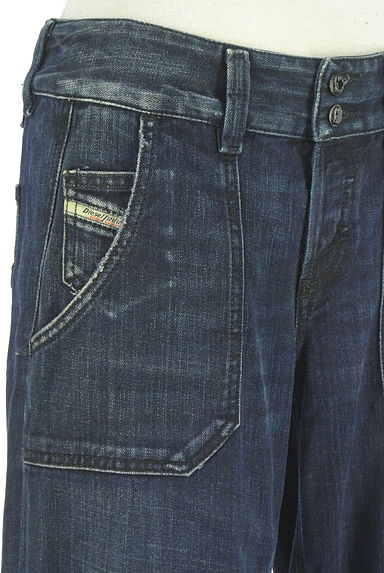 クリックで大画像表示 DIESEL(ディーゼル)の古着「ダメージ加工ベイカーワイドデニムパンツ(デニムパンツ)」大画像4へ