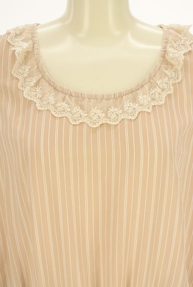 クリックで大画像表示 axes femme(アクシーズファム)の古着「ストライプシフォンペプラムブラウス(カットソー・プルオーバー)」大画像4へ