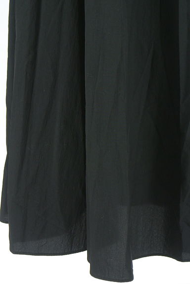 SUTSESO（スチェッソ）の古着「薄手ナイロンボリュームロングスカート（ロングスカート・マキシスカート）」大画像５へ