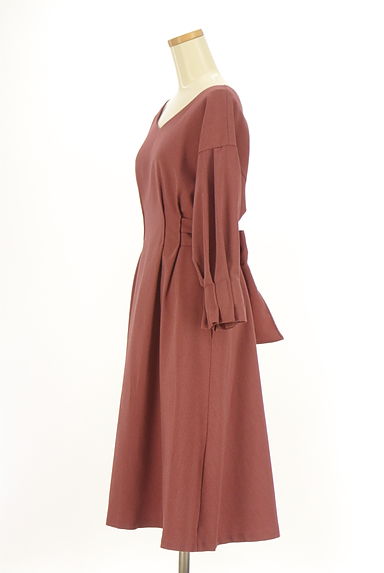 JILL by JILLSTUART（ジルバイジルスチュアート）の古着「リボンベルトドッキングワンピース（ワンピース・チュニック）」大画像３へ