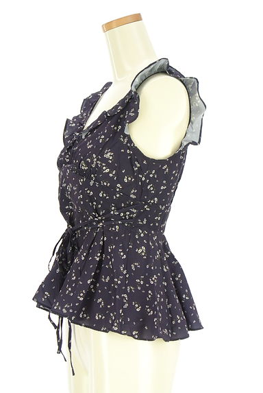 DEICY（デイシー）の古着「小花柄ペプラムブラウス（カットソー・プルオーバー）」大画像３へ