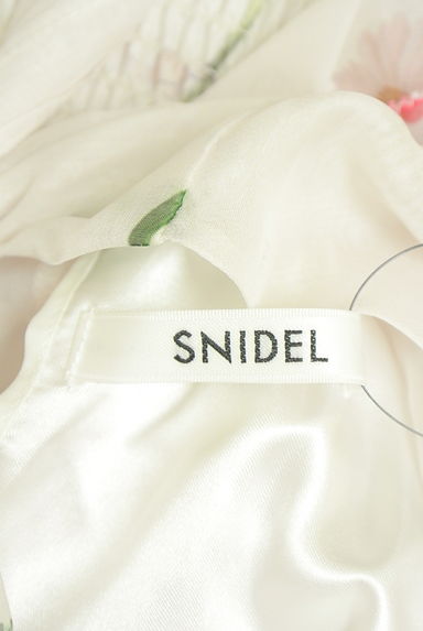 Snidel（スナイデル）の古着「花柄シアーロングフレアワンピース（ワンピース・チュニック）」大画像６へ