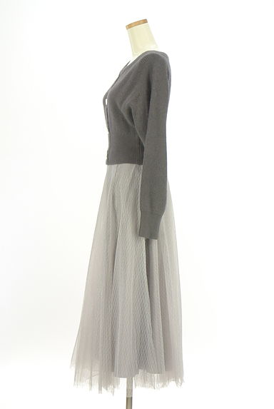 Snidel（スナイデル）の古着「ニットカーデ×チュールロングスカート セットアップ（セットアップ（ジャケット＋スカート））」大画像３へ