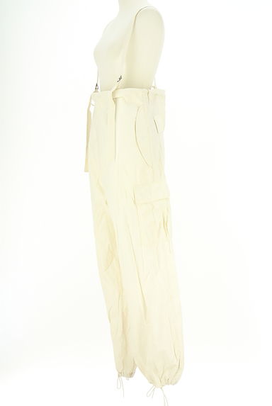 green label relaxing（グリーンレーベル リラクシング）の古着「MFG green label relaxing ナイロンカーゴサロペットパンツ（オーバーオール・サロペット）」大画像３へ