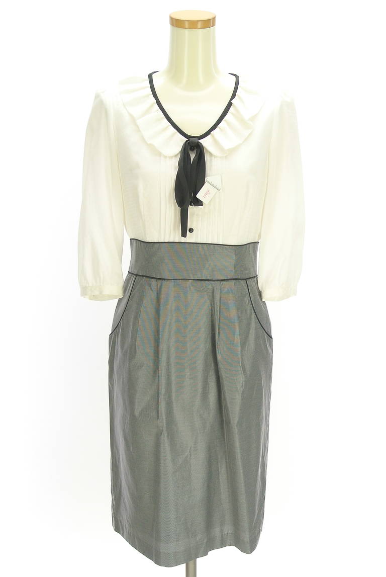 JUSGLITTY（ジャスグリッティー）の古着「商品番号：PR10340436」-大画像4