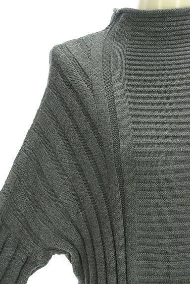 DoCLASSE（ドゥクラッセ）の古着「モックネックリブニットトップス（ニット）」大画像４へ