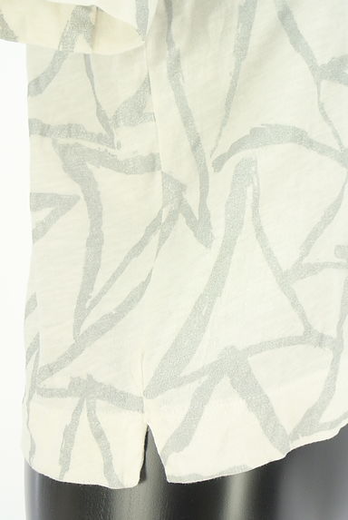 DoCLASSE（ドゥクラッセ）の古着「ラメプリントTシャツ（Ｔシャツ）」大画像５へ