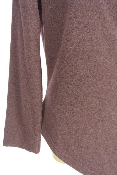 DoCLASSE（ドゥクラッセ）の古着「イレギュラーヘムモックネックフリーストップス（ニット）」大画像５へ