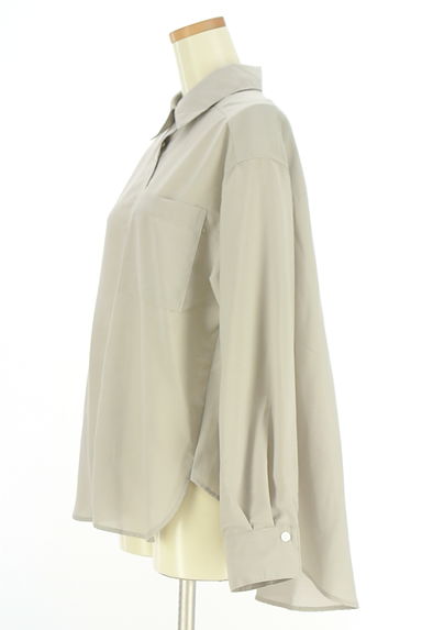 AZUL BY MOUSSY（アズールバイマウジー）の古着「オーバーシルエットブラウス（ブラウス）」大画像３へ