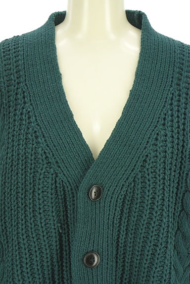 AZUL BY MOUSSY（アズールバイマウジー）の古着「オーバーサイズケーブルニットカーデ（カーディガン・ボレロ）」大画像４へ