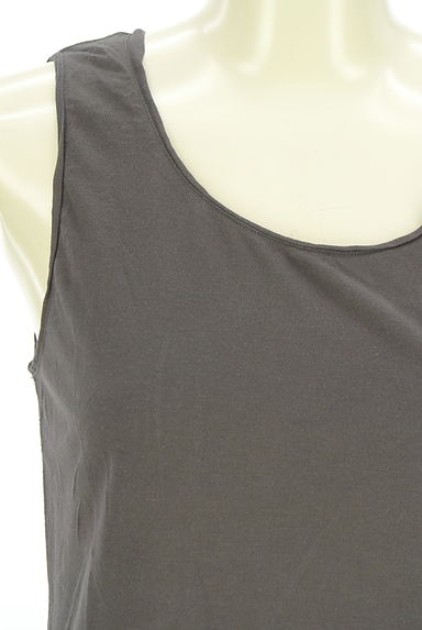 MARGARET HOWELL（マーガレットハウエル）の古着「パイピングタンクトップ（カットソー・プルオーバー）」大画像４へ