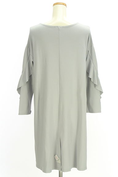 OSMOSIS（オズモーシス）の古着「loaf フィッシュテールトップス（カットソー・プルオーバー）」大画像４へ