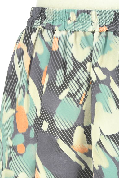 クリックで大画像表示 HIROKO BIS(ヒロコビス)の古着「総柄ロングスカート(ロングスカート・マキシスカート)」大画像4へ