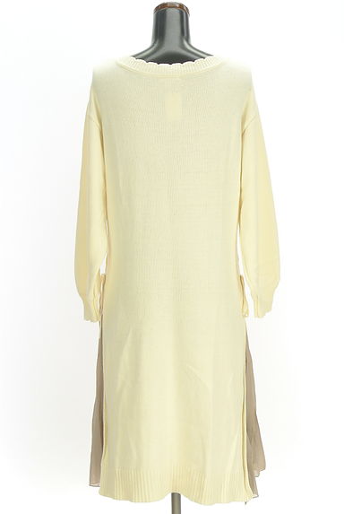 axes femme（アクシーズファム）の古着「サイドシフォンケーブルニットワンピ（ワンピース・チュニック）」大画像２へ