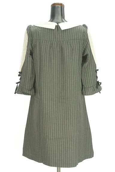 クリックで大画像表示 axes femme(アクシーズファム)の古着「袖レースストライプ柄ワンピース(ワンピース・チュニック)」大画像2へ