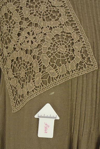 クリックで大画像表示 Samansa Mos2(サマンサモスモス)の古着「刺繍レース付きノースリワンピース(ワンピース・チュニック)」大画像4へ